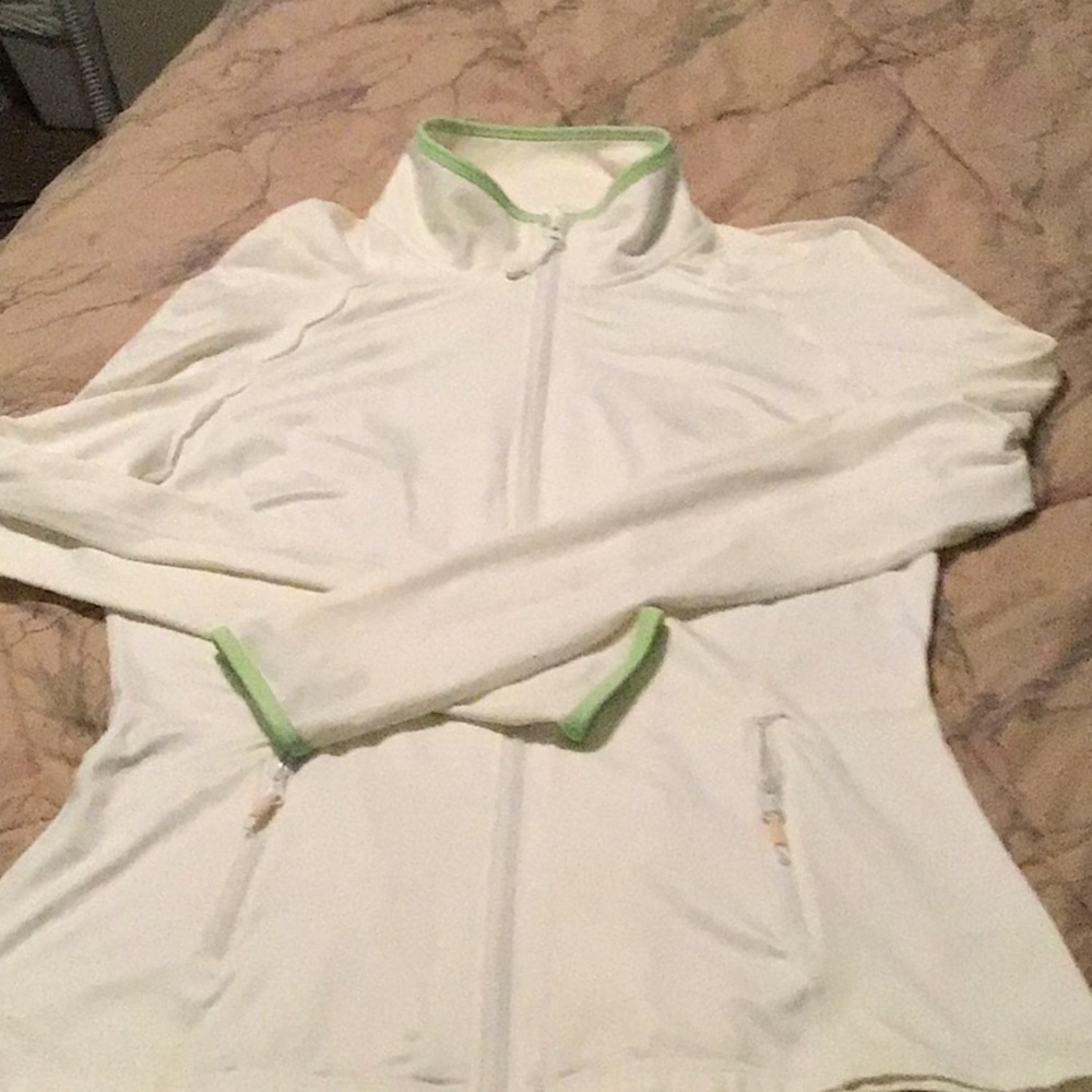 Ladies fitted sporty jacket with details